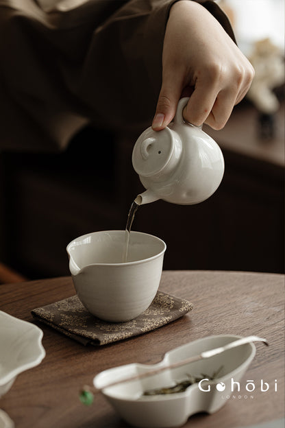 Gohobi Wood Ash Glaze Vessel Teapot – Handmade Ceramic Gongfu Tea Pot with Ball Filter