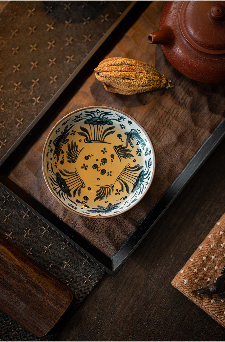Gohobi Crackled Glaze Banana Leaf Teacup