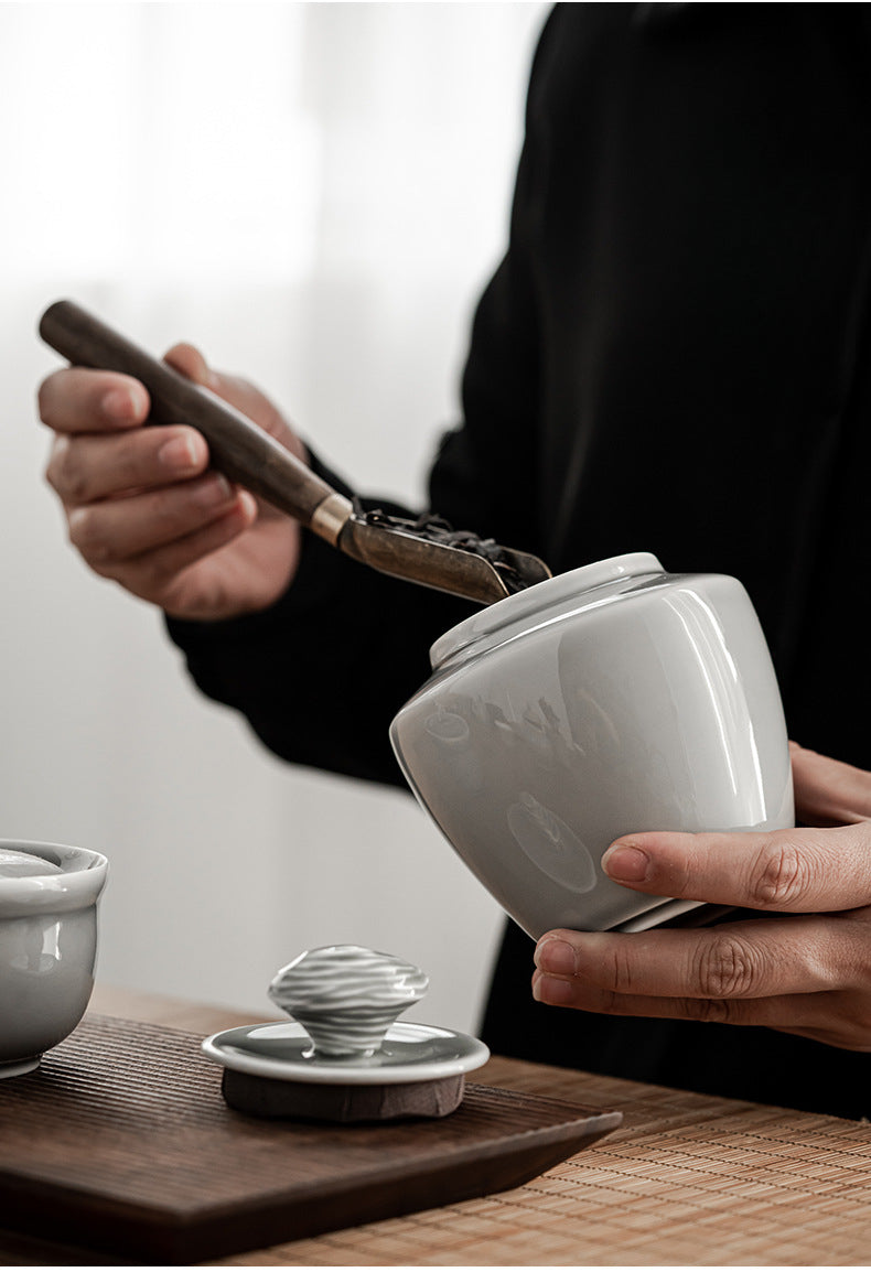 Gohobi Japanese Style Ice Grey Tea Container 001