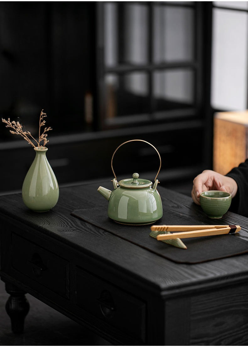 Gohobi Vintage Ceramic Teapot with Handle