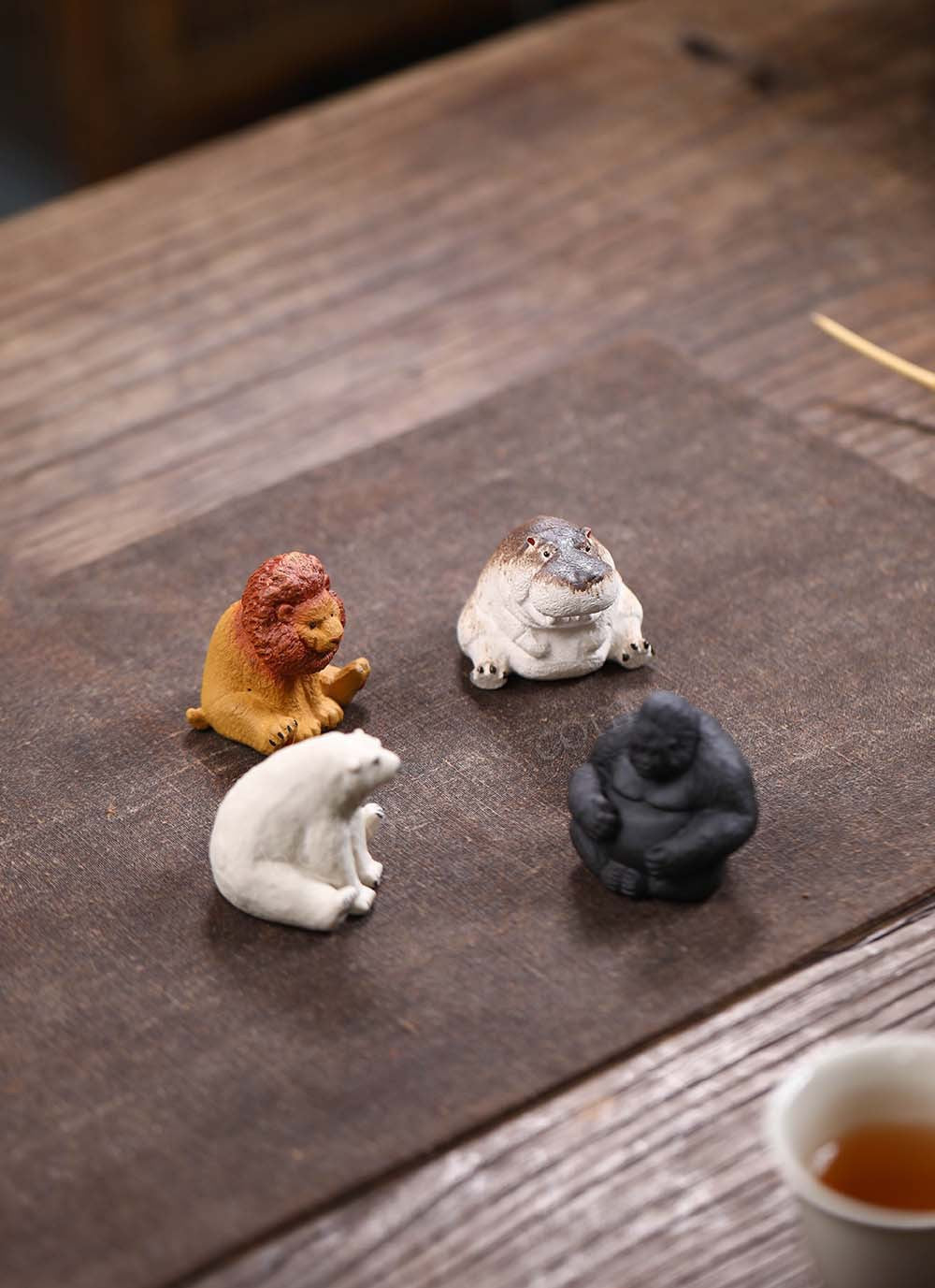 Gohobi Handmade Ceramic YiXing Clay Animals Ornament Tea pet