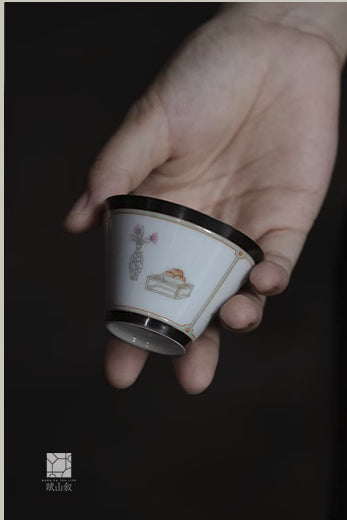 [賦山敘 x Gohobi] “Garden in Green” Hand-Painted Master Teacup – Jingdezhen Single Gongfu Cup with Ink-Toned Rim
