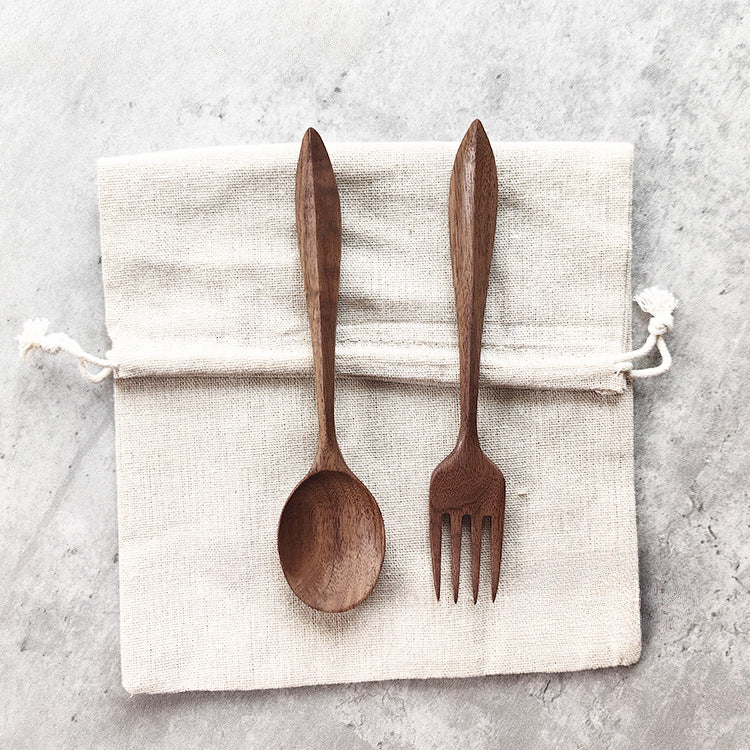 Cuillère et fourchette en noyer faites à la main Gohobi 002
