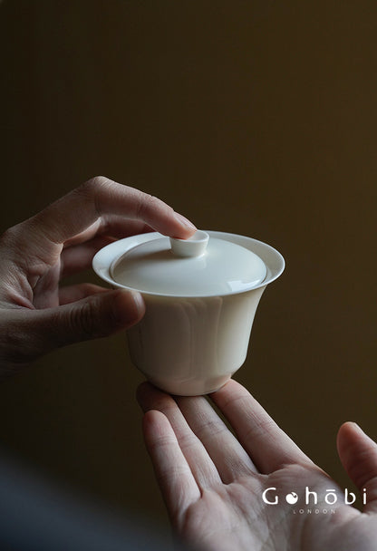 Gohobi Apricot White Ercai Gaiwan – Thin Porcelain Japanese Style Covered Tea Bowl