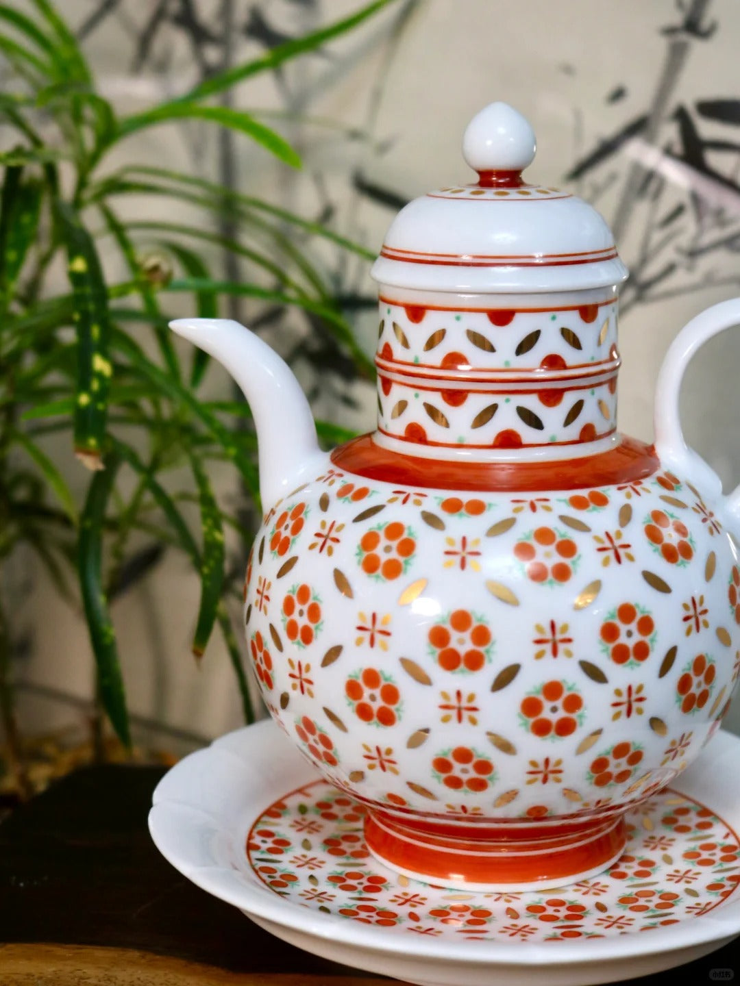 [清和堂 x Gohobi Gallery] Hand-painted Golden Red Orange Lotus Coffee Teapot