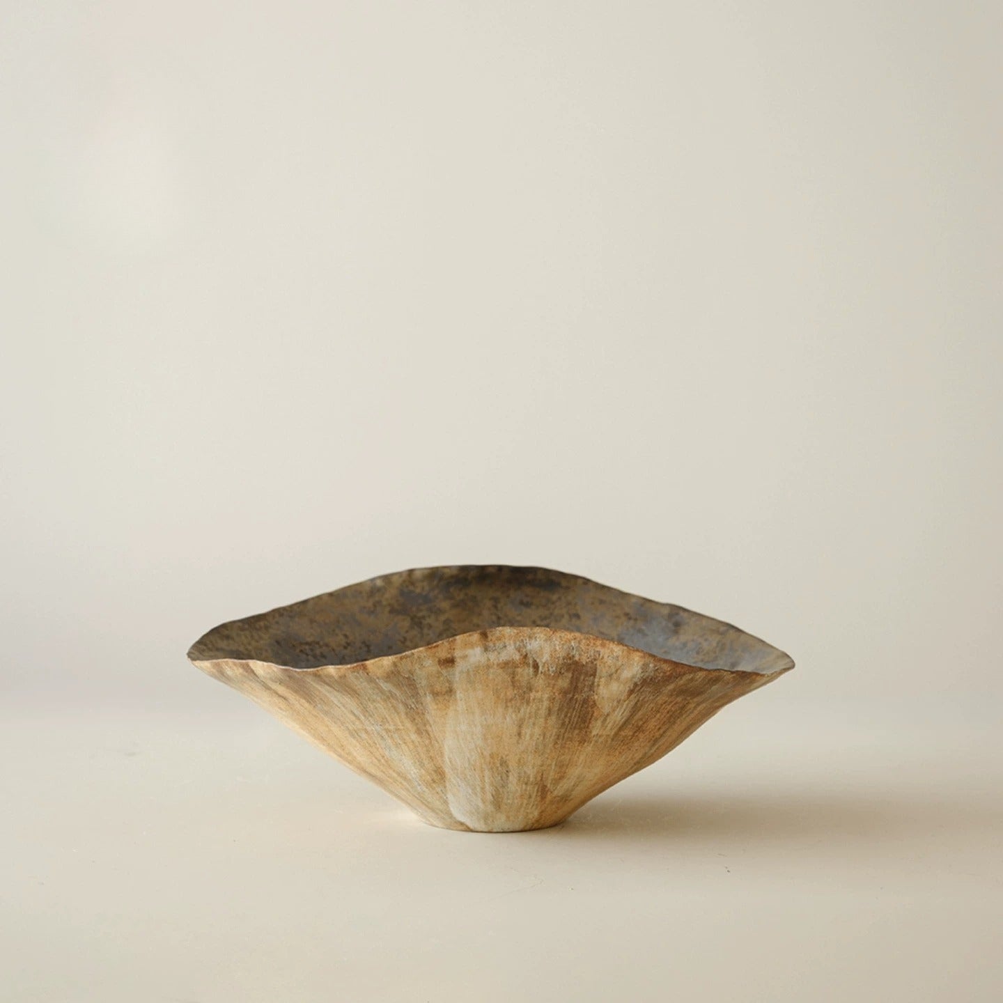 Gohobi Japanese Wabi-Sabi Lotus Leaf Ceramic Plate – Decorative Flower and Fruit Dish