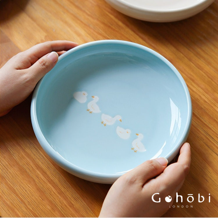 Gohobi White Duck Deep Plate – Cute Ceramic Curry and Dinner Plate [Made in Japan]