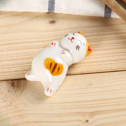 Gohobi Ceramic Lying Down Cat Chopstick Rest