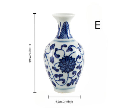 Gohobi Hand-painted Blue and White Porcelain Vase (Classic)