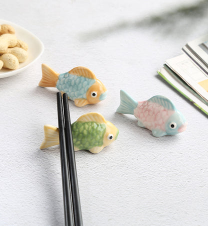 Gohobi Colourful Goldfish Chopstick Rest