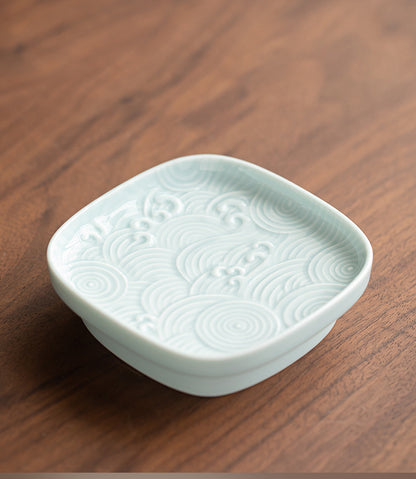 Gohobi Traditional Japanese Glazed Fruit Nuts Small Plate - Wave 009