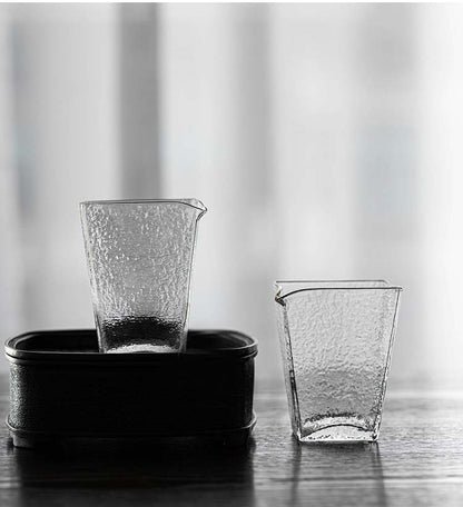 Pichet carré en verre fait main Gohobi