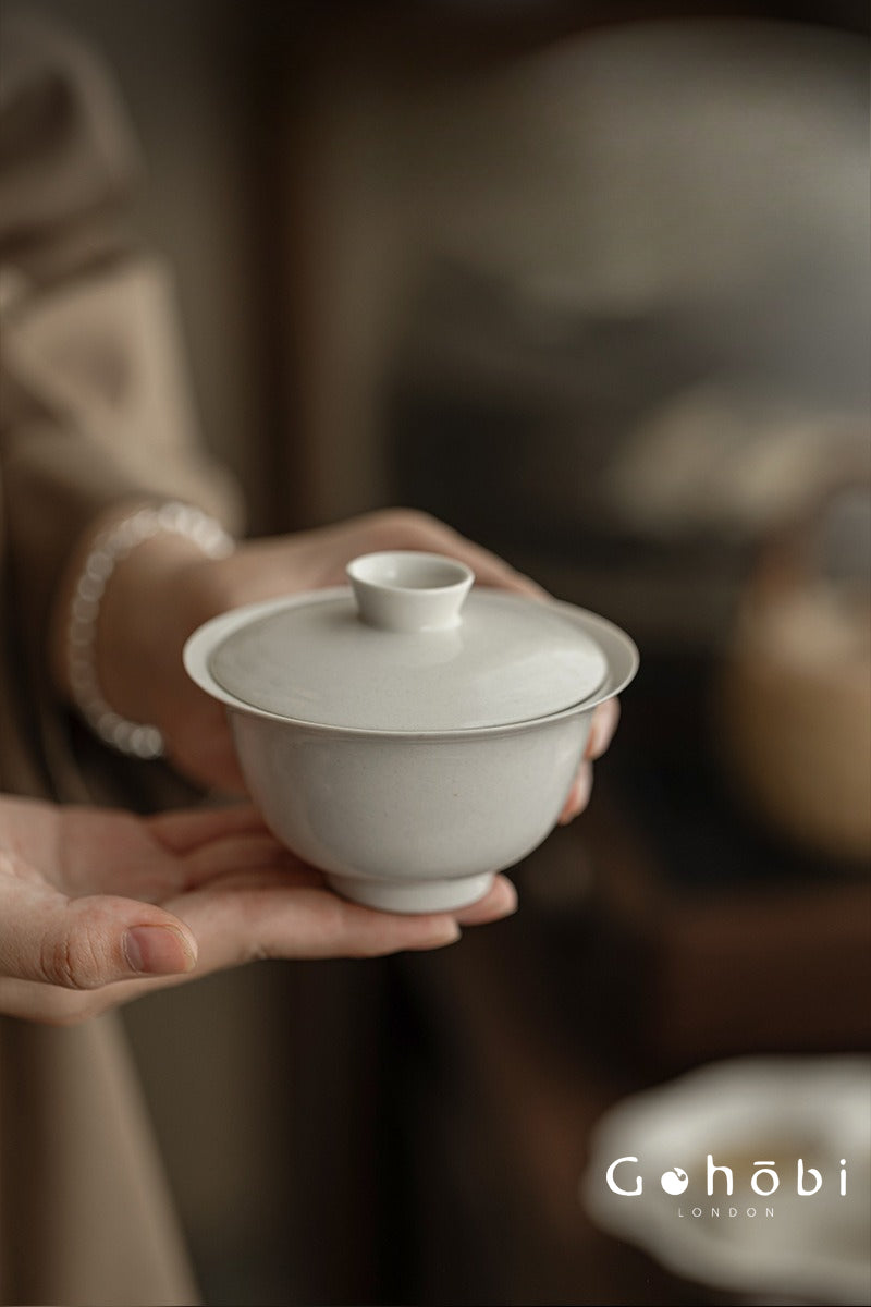 Gohobi Plant Ash Clay Gaiwan – Thin Porcelain Ceramic Covered Tea Bowl
