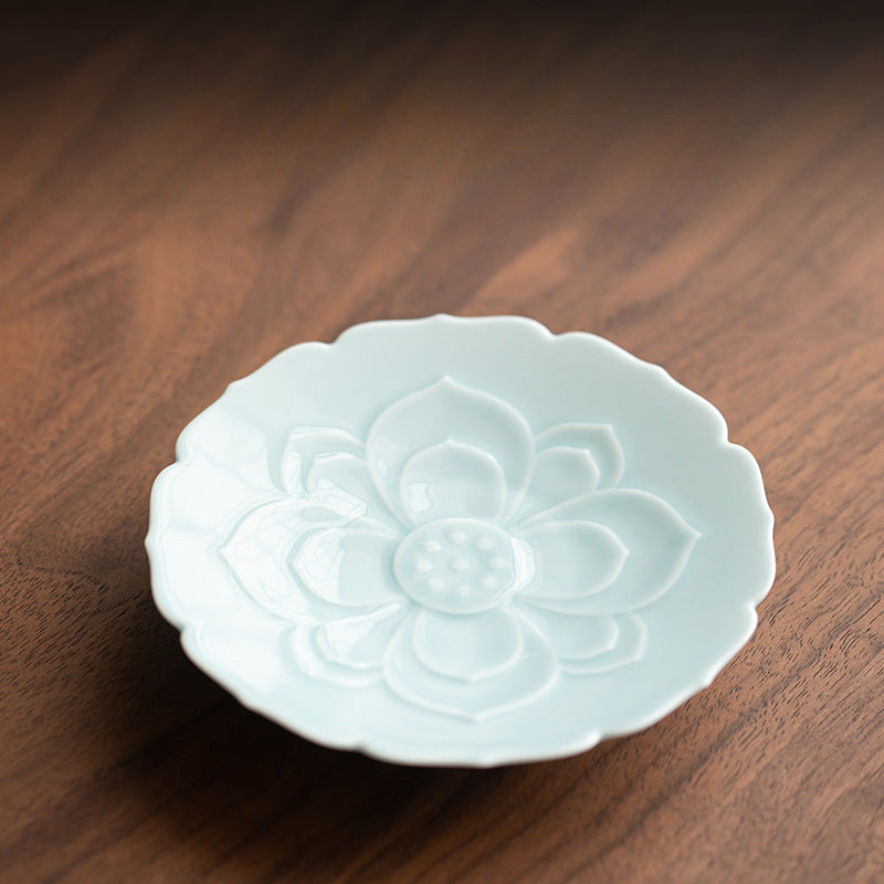 Gohobi Traditional Japanese Glazed Fruit Nuts Small Plate - Lotus 013