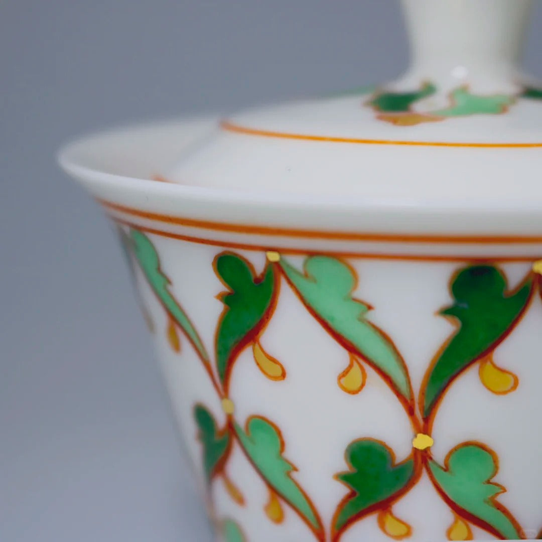 [清和堂 x Gohobi Gallery] Hand-painted Green Baoxiang Flower Gaiwan Teapot