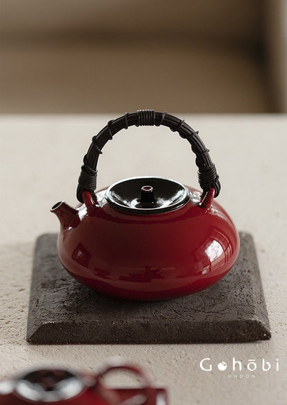 Gohobi Ochre Dream Red Fireplace Teapot – Japanese-Style Coarse Pottery Rattan Beam Kettle
