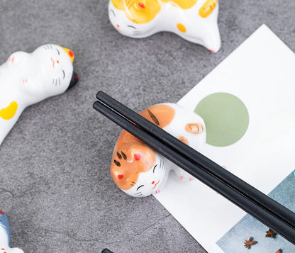 Gohobi Ceramic Lucky Cat Chopstick Rest