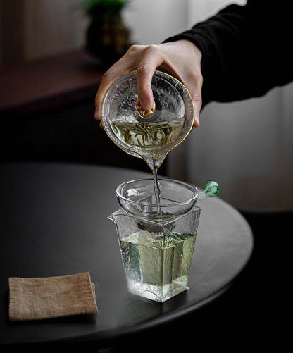 Pichet carré en verre fait main Gohobi