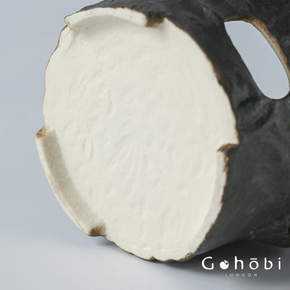 Gohobi Firewood Shino Beam Pot – Handmade 1L Ceramic Teapot