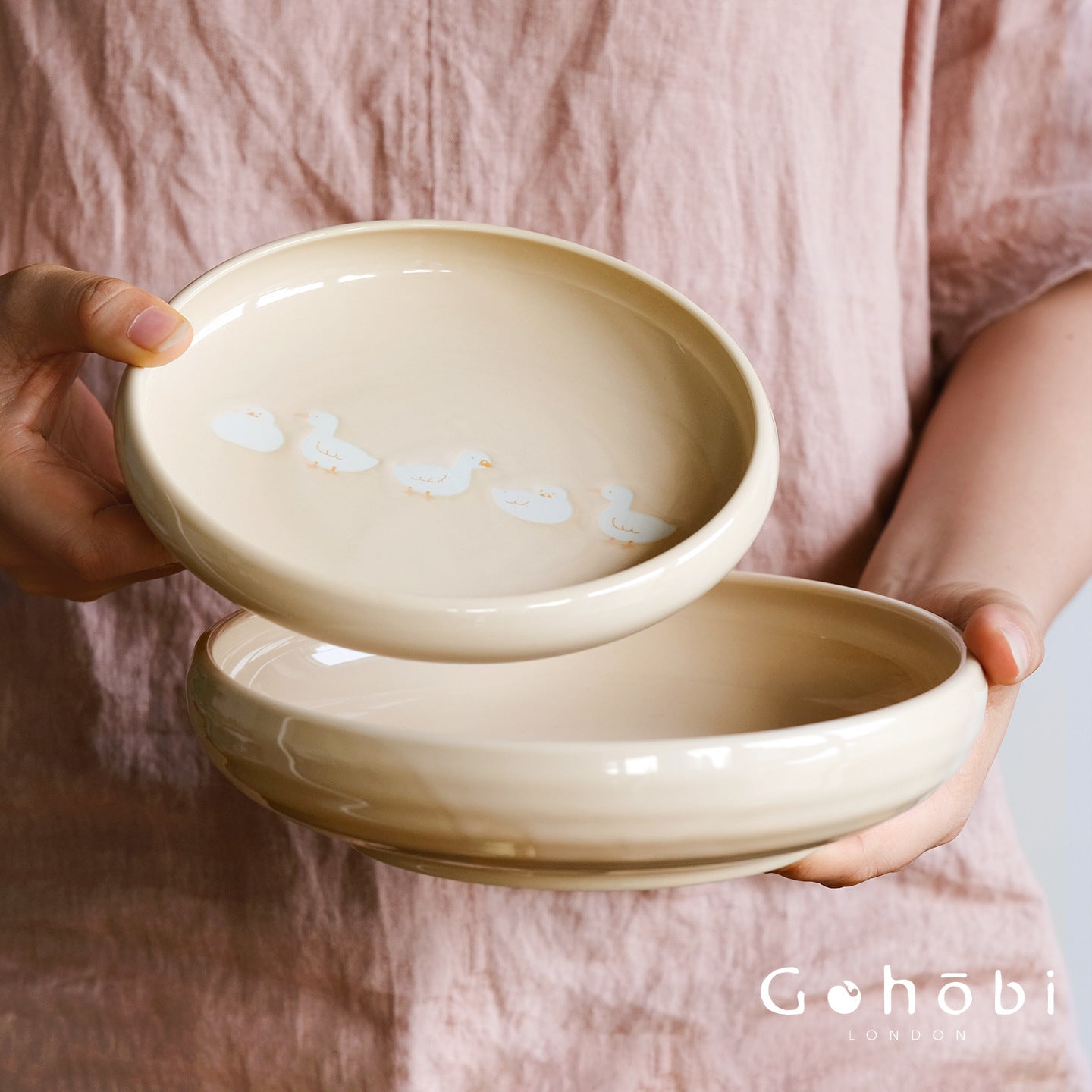 Gohobi White Duck Deep Plate – Cute Ceramic Curry and Dinner Plate [Made in Japan]
