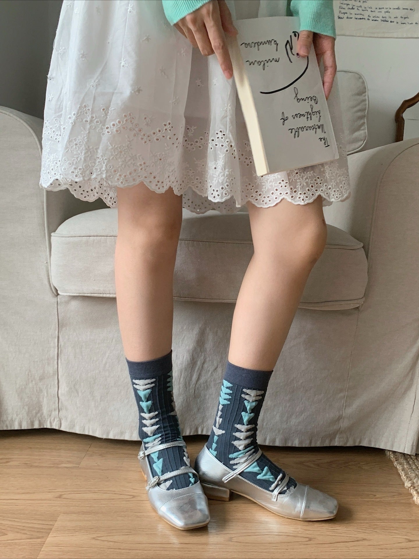 Gohobi Embossed Floral Geometric Socks