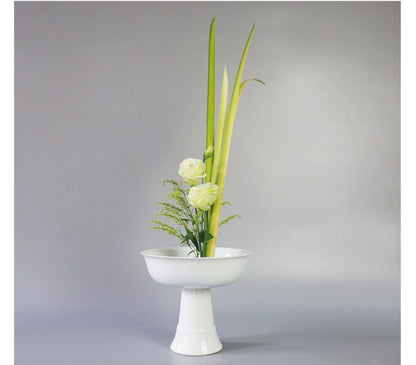 Gohobi High-Foot Ikebana Ceramic Vase – Handmade Zen Flower Arrangement Vessel