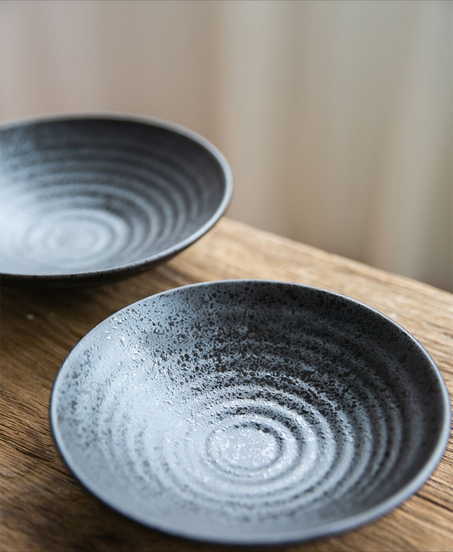 Gohobi Large Ikebana Three-legged Japanese Style Vase 008