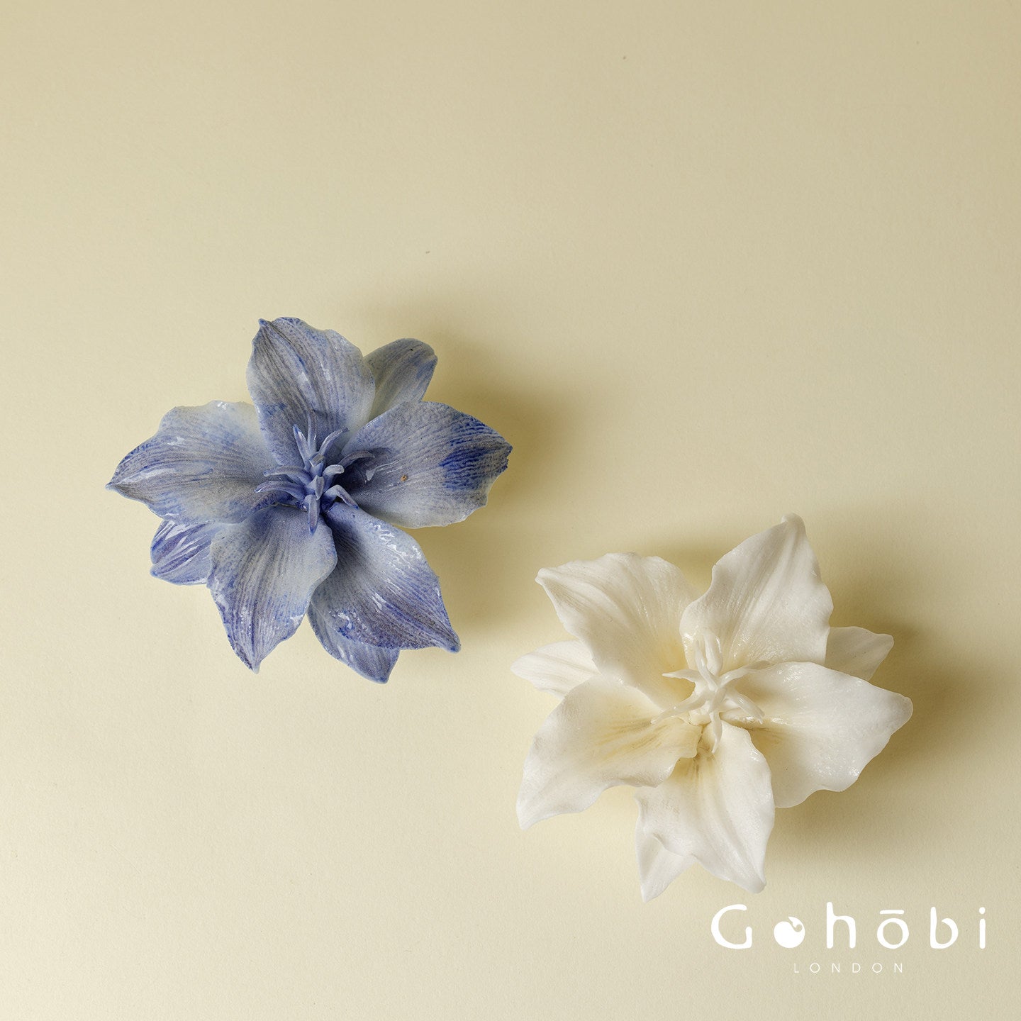 Gohobi Handmade Floral Incense Holder 003 - Blue and White Lilly