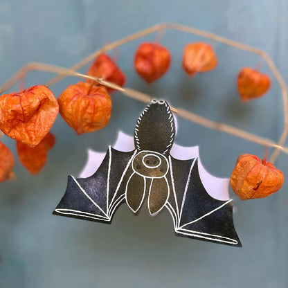 Mortlake Papers Bat Card | Halloween Cards | Halloween Decorations | Gifts | Greeting Card [Made in the UK]