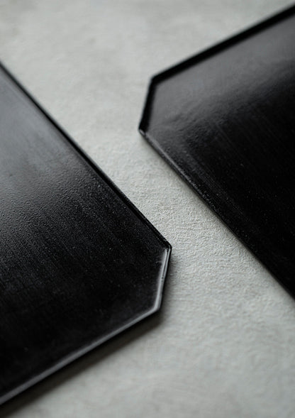 Plateau rectangulaire en fer noir style japonais Gohobi Wabi-Sabi 008