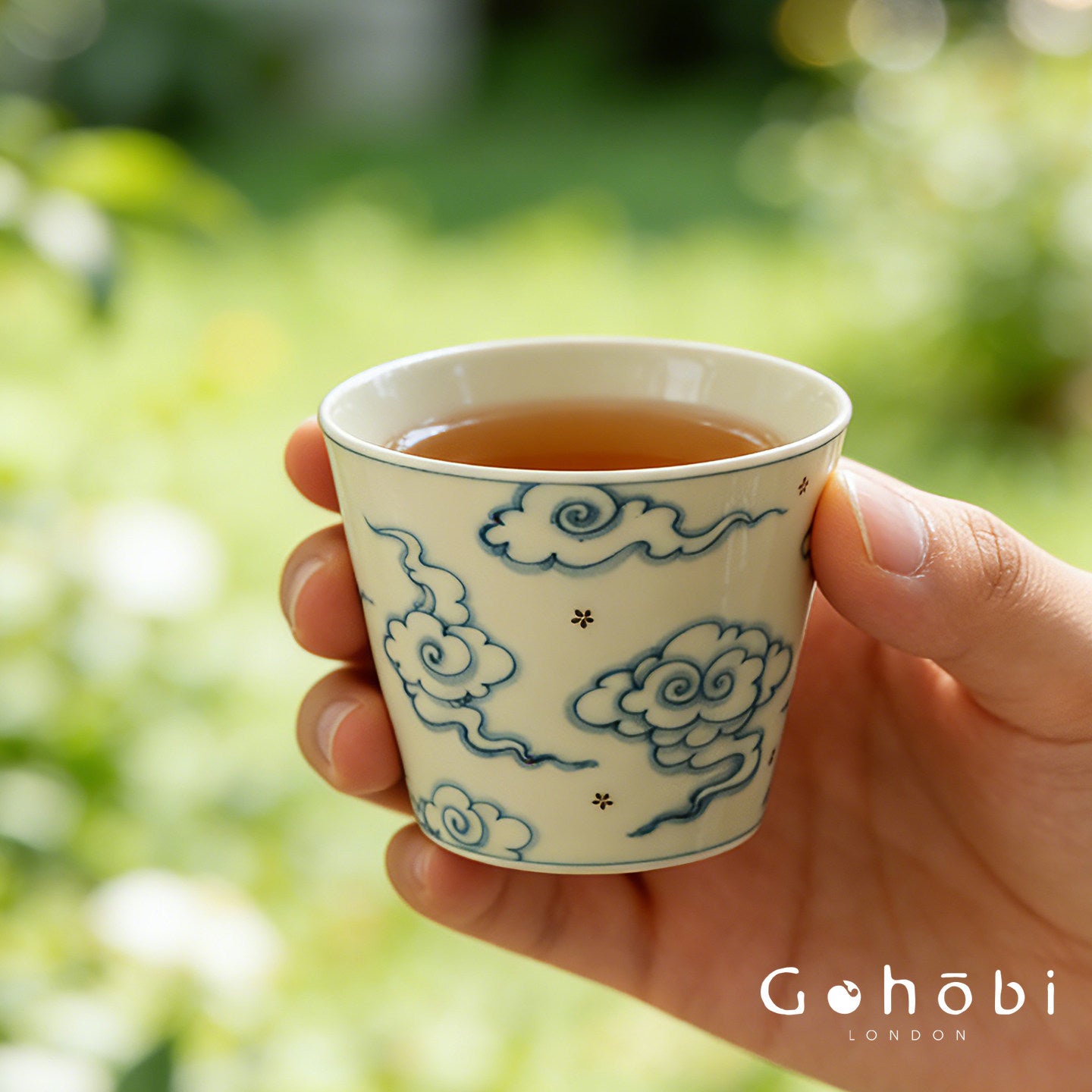 Gohobi Jingdezhen Blue and White Porcelain Gaiwan or Teacup – Hand-Painted Ceramic Tea Ware