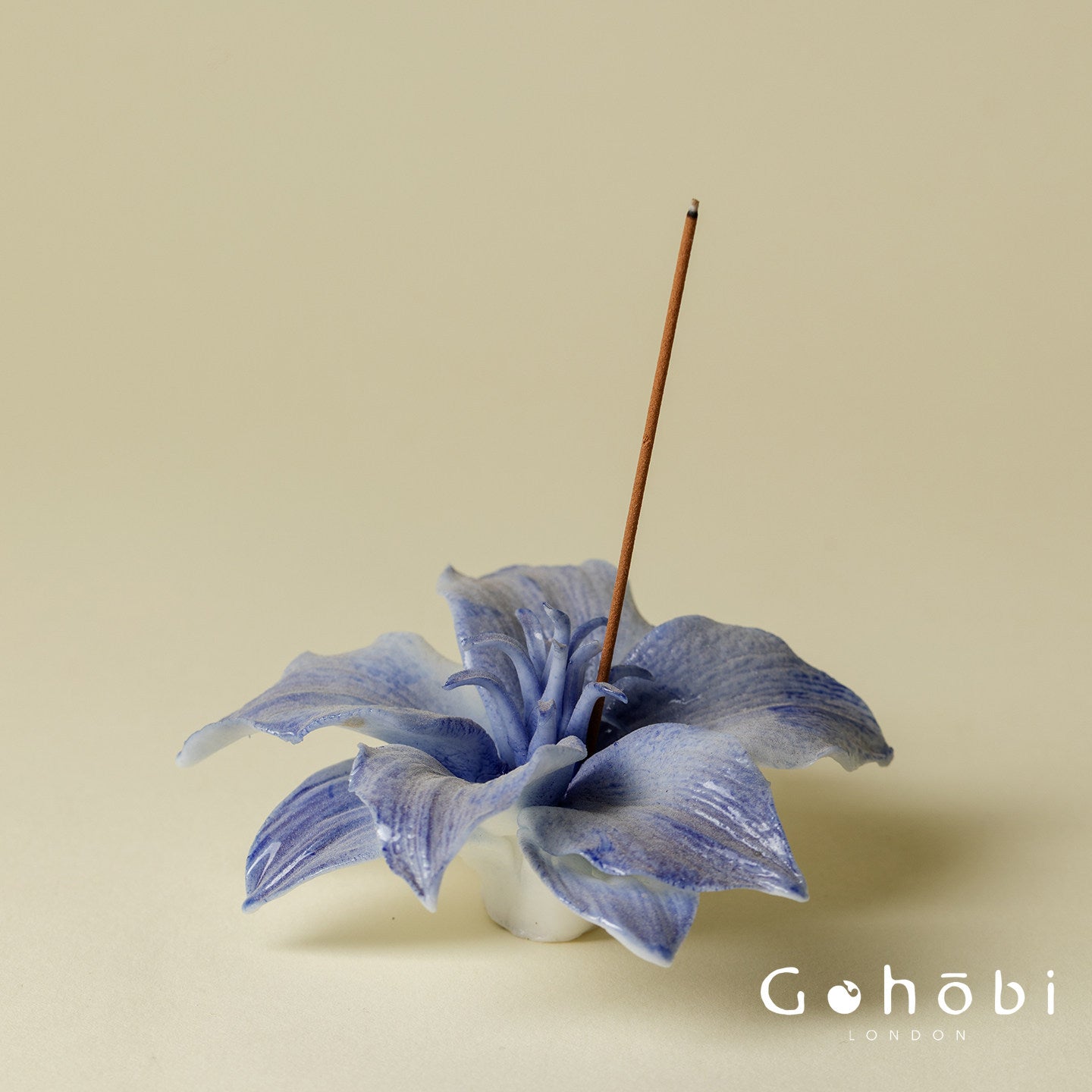 Gohobi Handmade Floral Incense Holder 003 - Blue and White Lilly