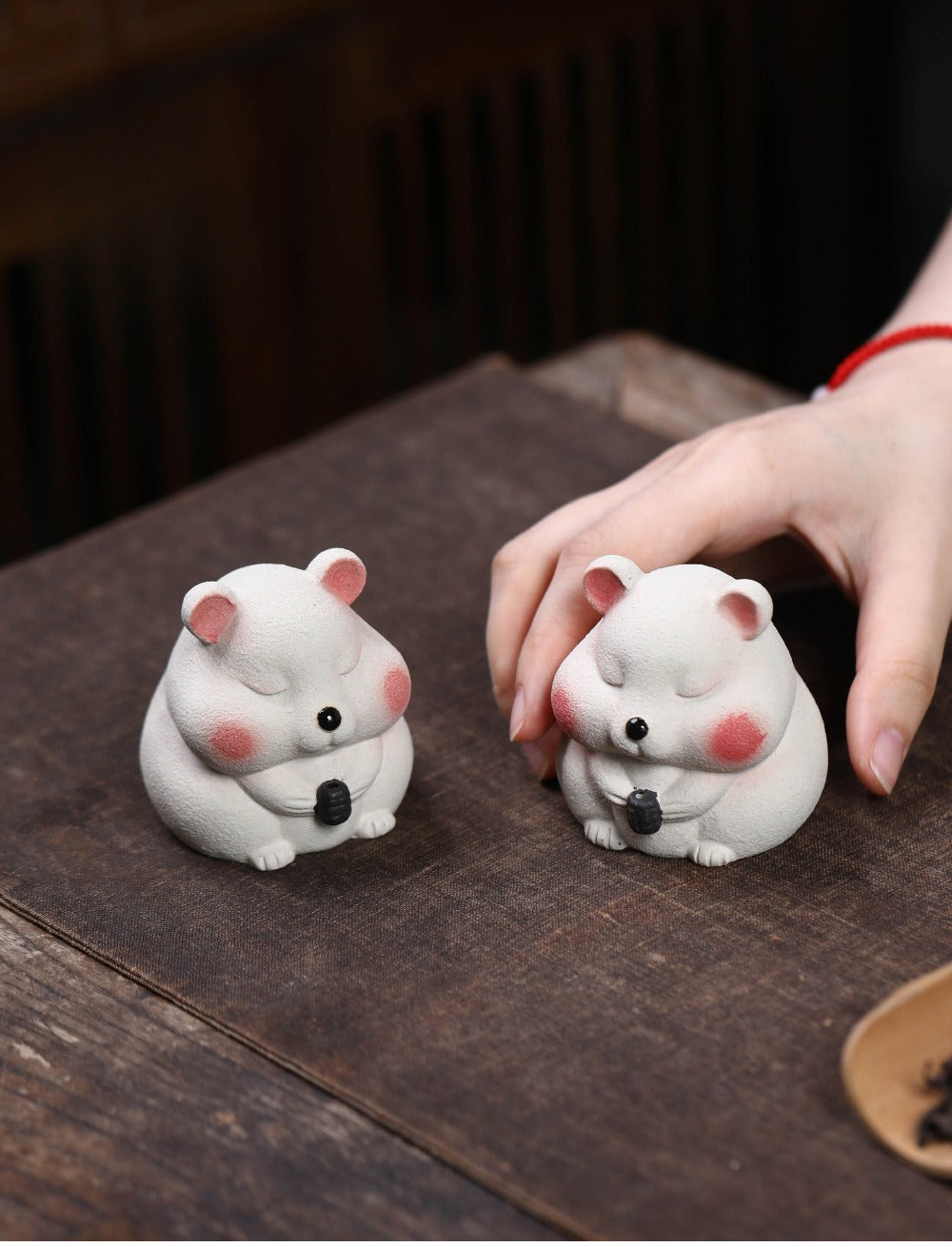 Gohobi Yixing Purple Clay Mouse Tea Pet – Handmade Lucky Ornament