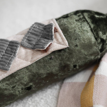 Gohobi x Lambwolf MERLOT//ENRICHMENT DOG TOY