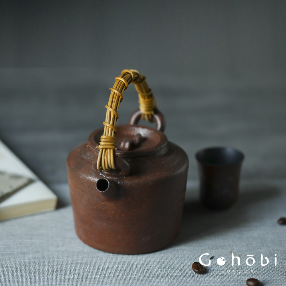 Gohobi “Sunny Day” Hand-Pulled Purple Sand Teapot – Literati Ball-Hole Pot (350–400ml)