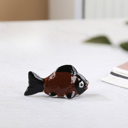 Gohobi Colourful Goldfish Chopstick Rest