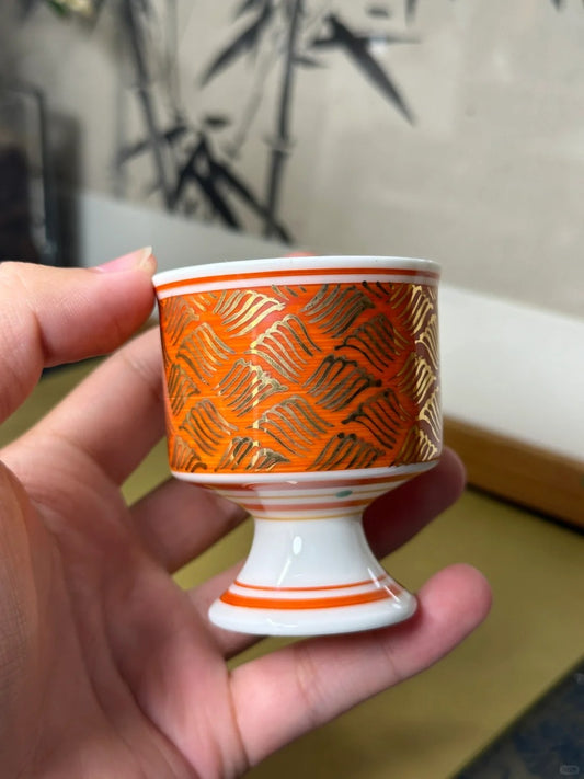 [清和堂 x Gohobi Gallery] Hand-painted Golden Waves Tea Cup with Stem