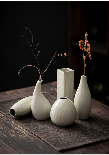 Gohobi Classic White Table Vase Set