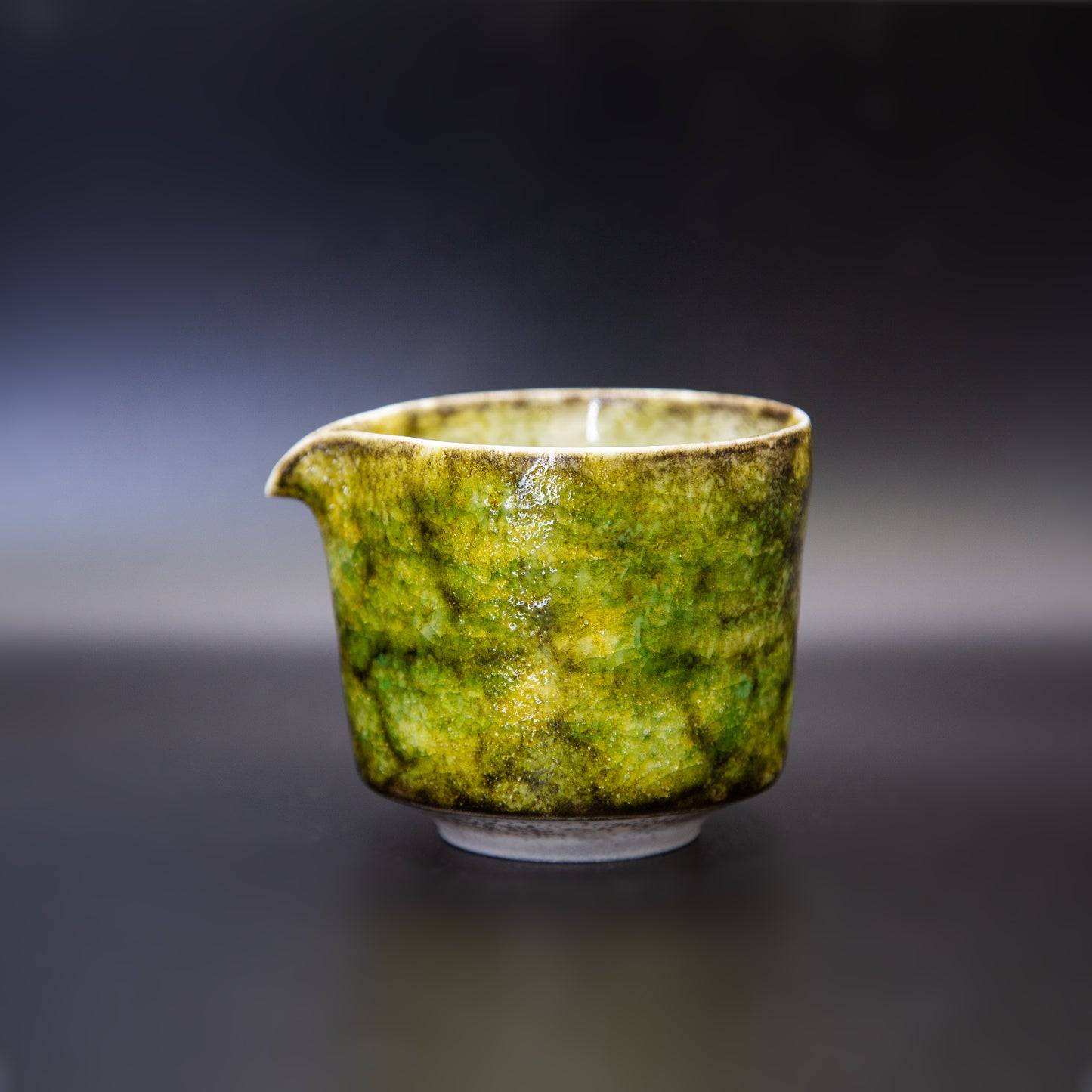 [小霞志野 x Gohobi Gallery] Green Summer Shino Fair Cup Pitcher