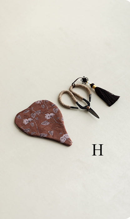 Gohobi Tea Scissors With a Case