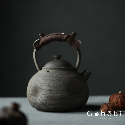 Gohobi Nanbanyaki Style Fireplace-Boiled Teapot – Handmade Wabi-Sabi Dual-Purpose Kettle (900ml)