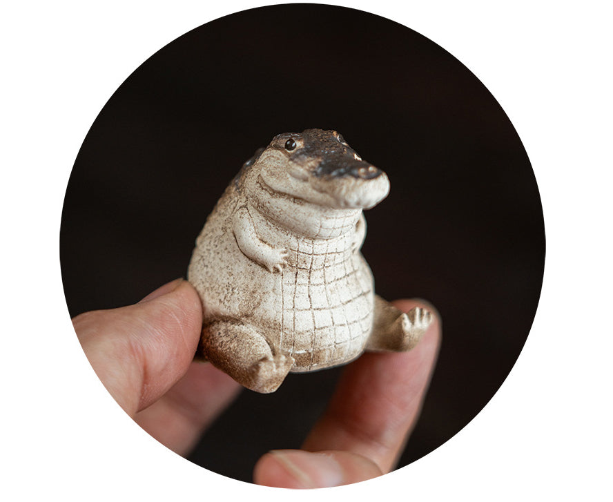 Gohobi Handmade Ceramic YiXing Clay Crocodile Ornament Tea pet