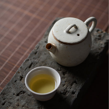 Gohobi Handmade Pulverised Kohiki White Teapots