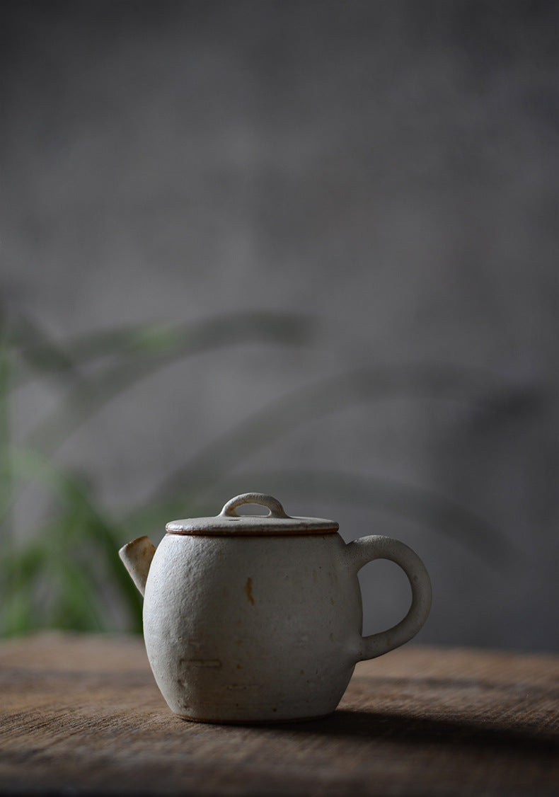 Gohobi Handmade Pulverised Kohiki White Teapots