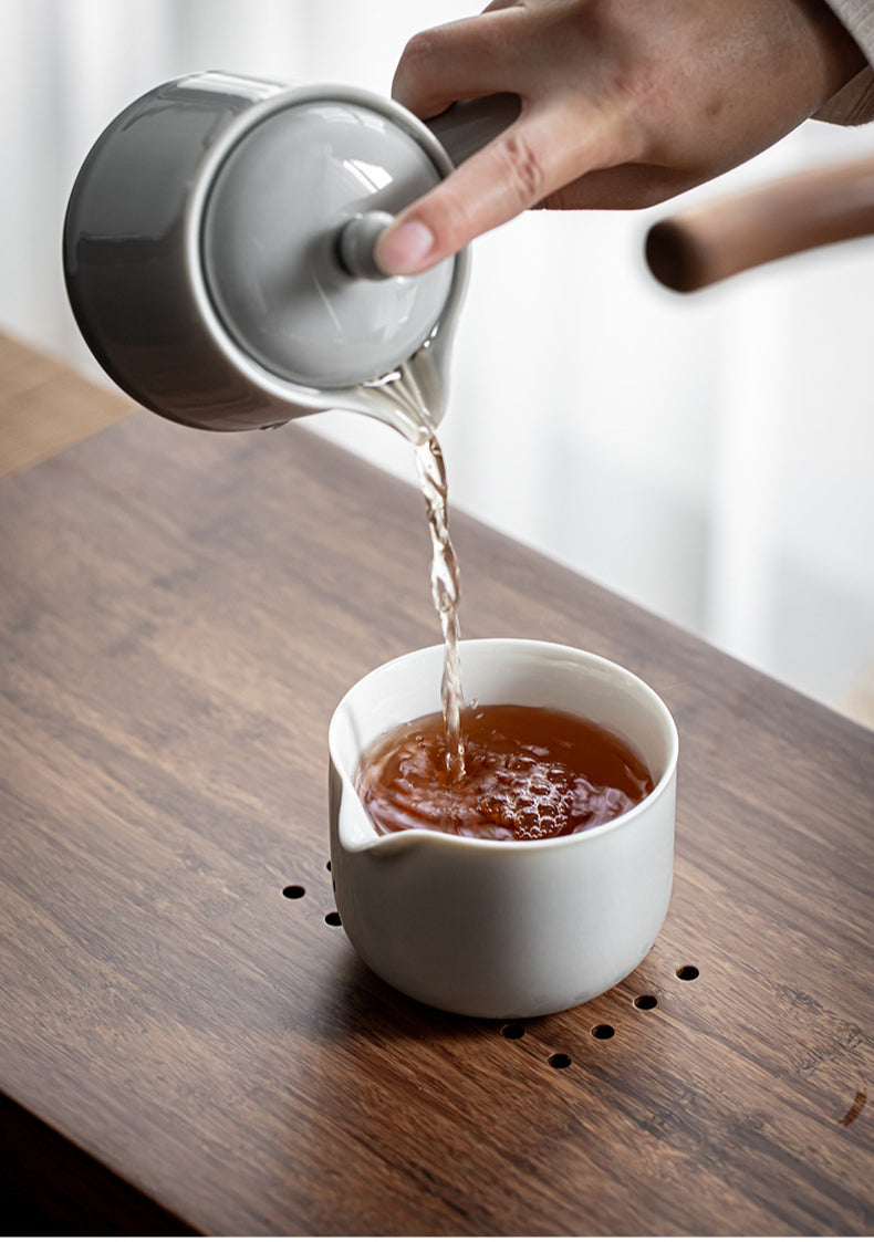 Gohobi Japanese Style Ice Grey Pitcher 004