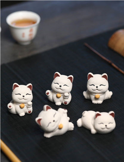 Gohobi Handmade Ceramic YiXing Clay Lucky Cat Ornament Tea pet