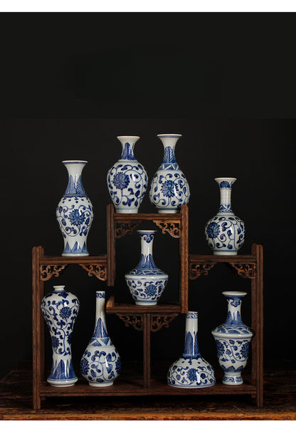 Gohobi Hand-painted Blue and White Porcelain Vase (Classic)