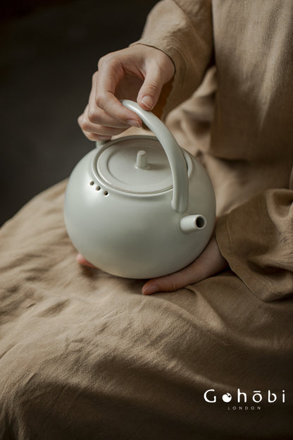 Gohobi Lifting Beam Ceramic Teapot – Large Capacity Household Boiling Kettle (3 Styles)