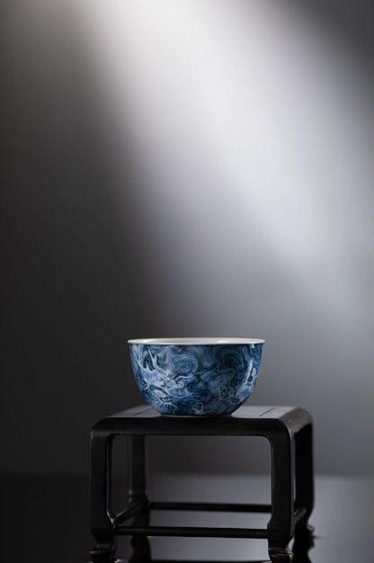 [清本源 x Gohobi Gallery] Blue-and-White Stencil Moonflower Pattern Ink Dragon Small Tankard