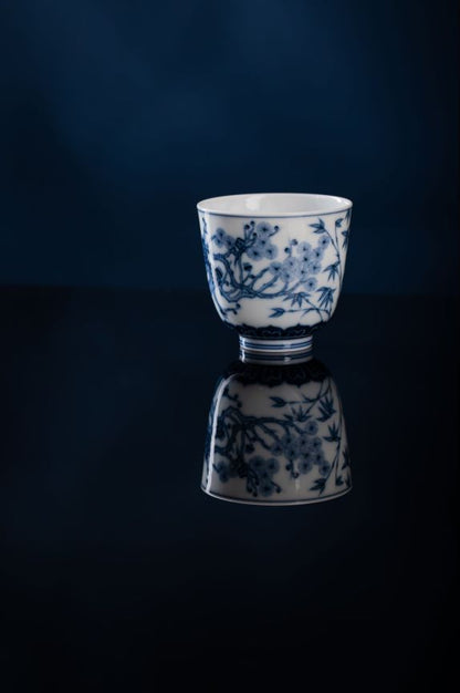 [清本源 x Gohobi Gallery] Gohobi Serenity Cup: Blue Flower Pine, Bamboo, and Plum Design